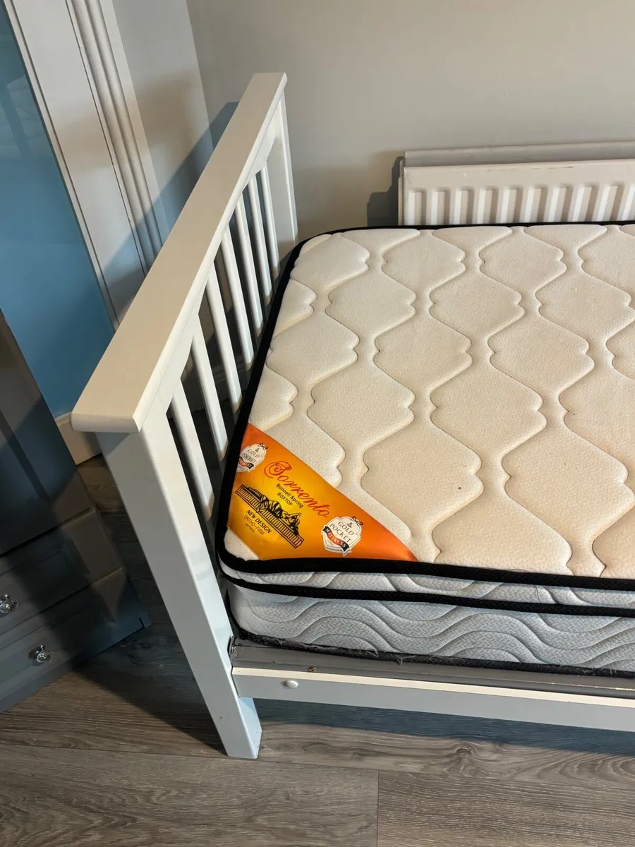 Bed and storage units - Image 2