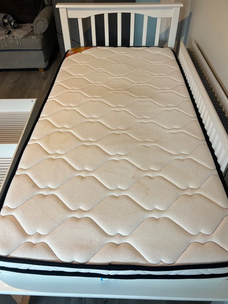 Bed and storage units - Image 4