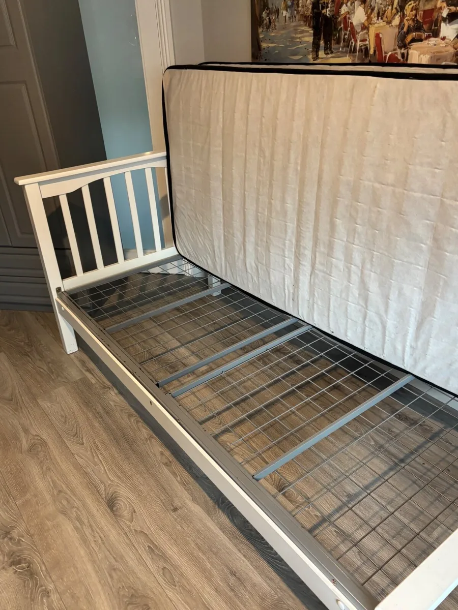 Bed and storage units - Image 3