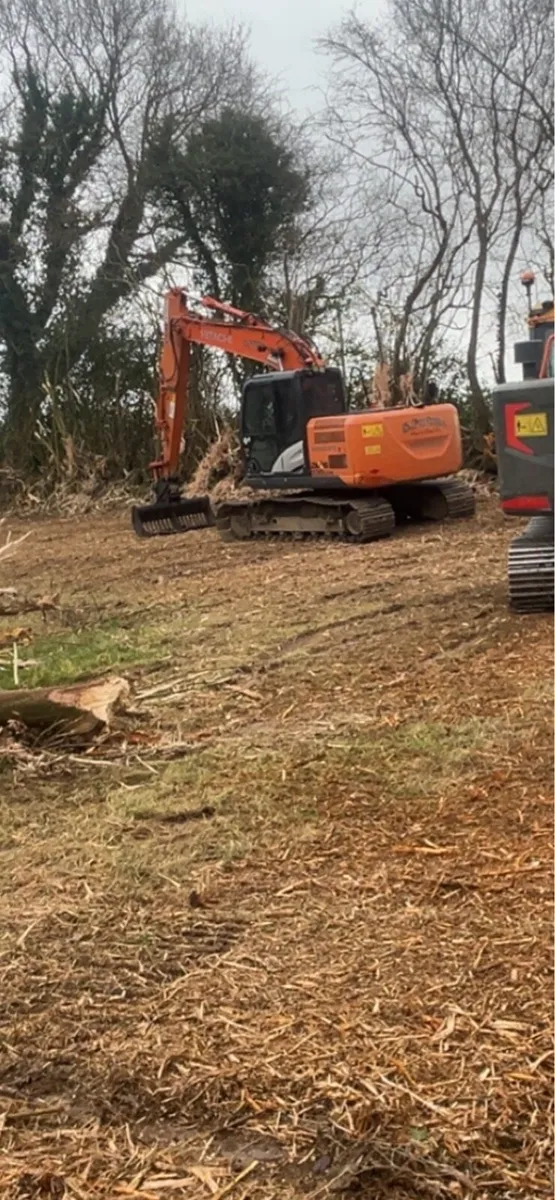 Hitachi Zaxis 130-5 - Image 4