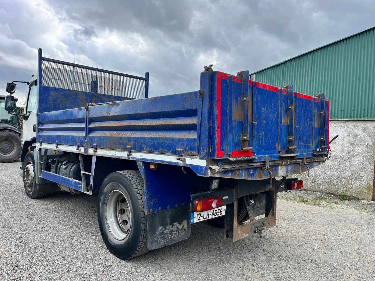 DAF LF55.220 18 Ton Tipper - Image 3