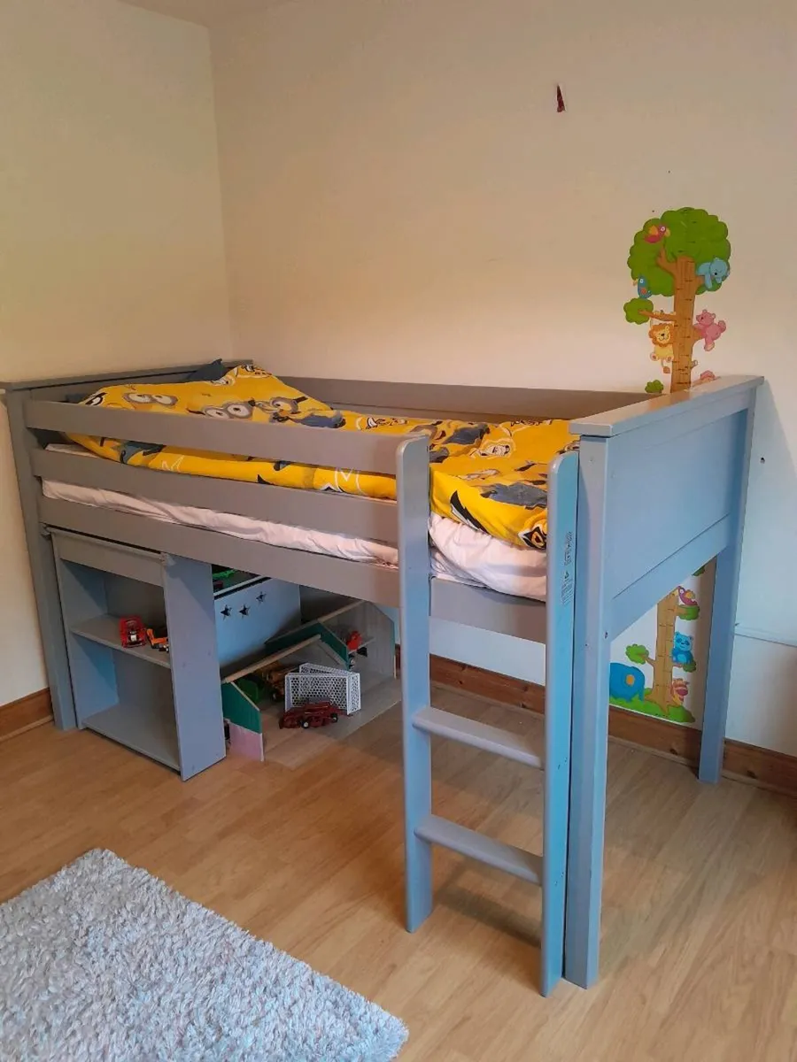 Mid sleeper bed - Image 1