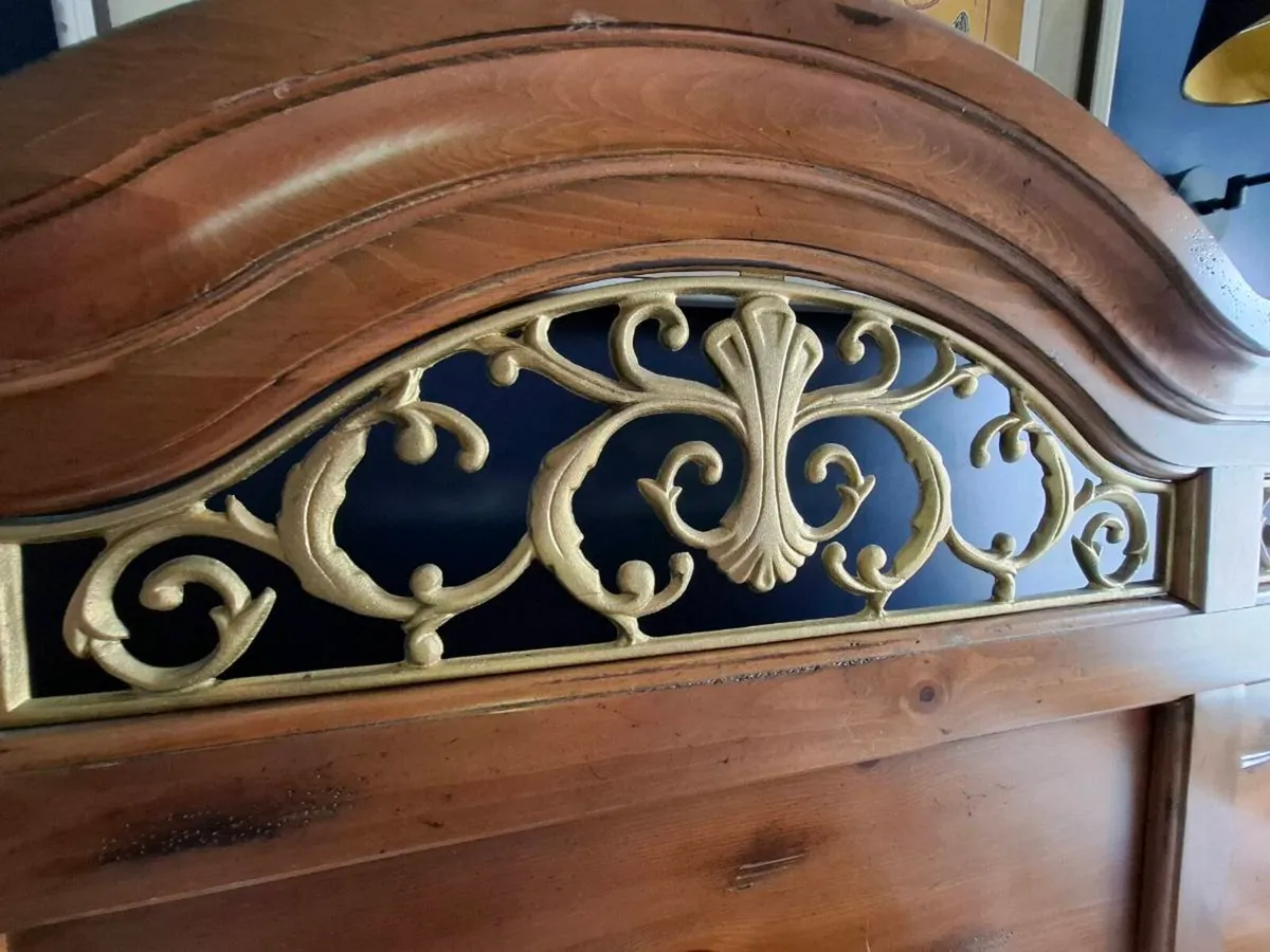 Mexican pine bed. - Image 2