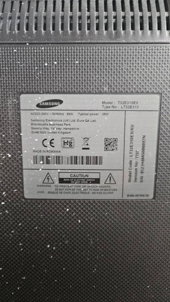 PS4 & TV Combo - Image 4
