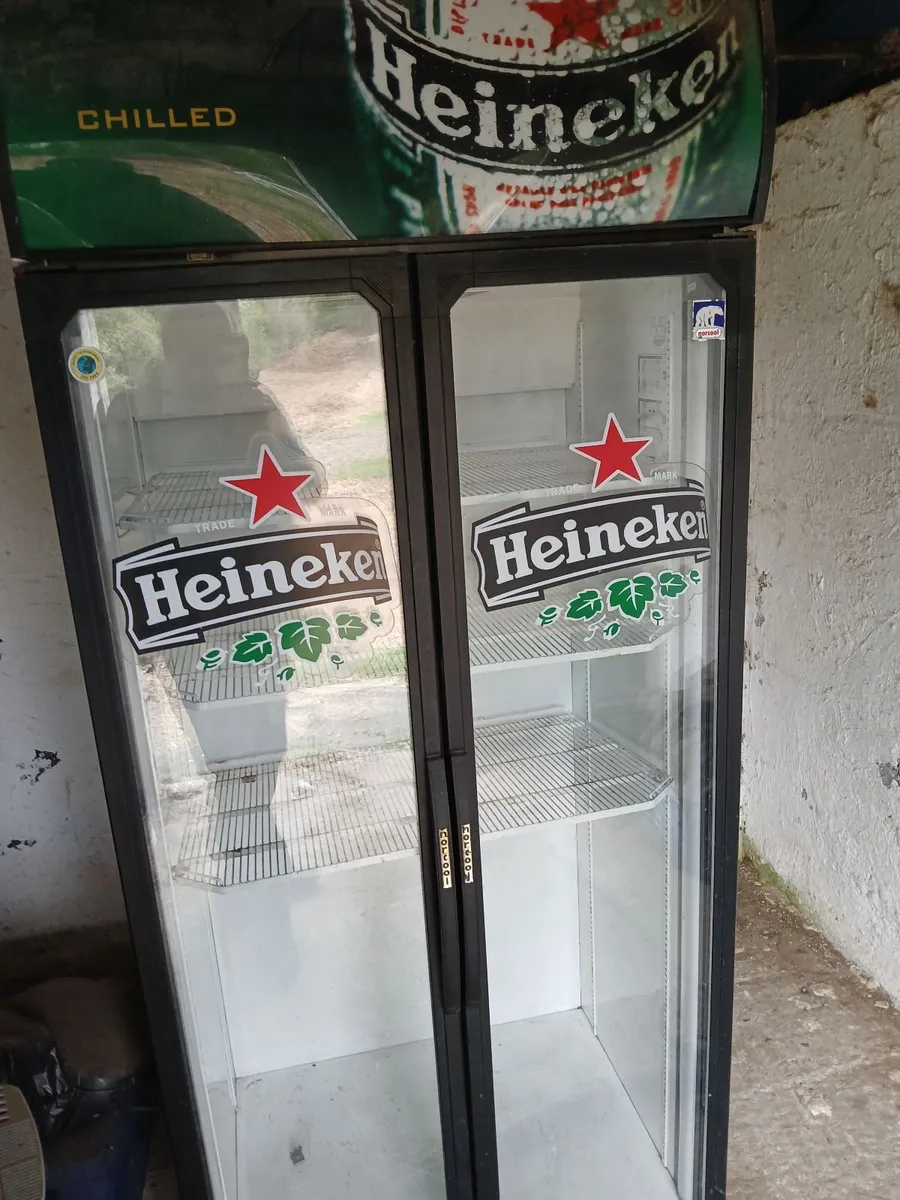 Commercial fridge / beer fridge delivered - Image 2