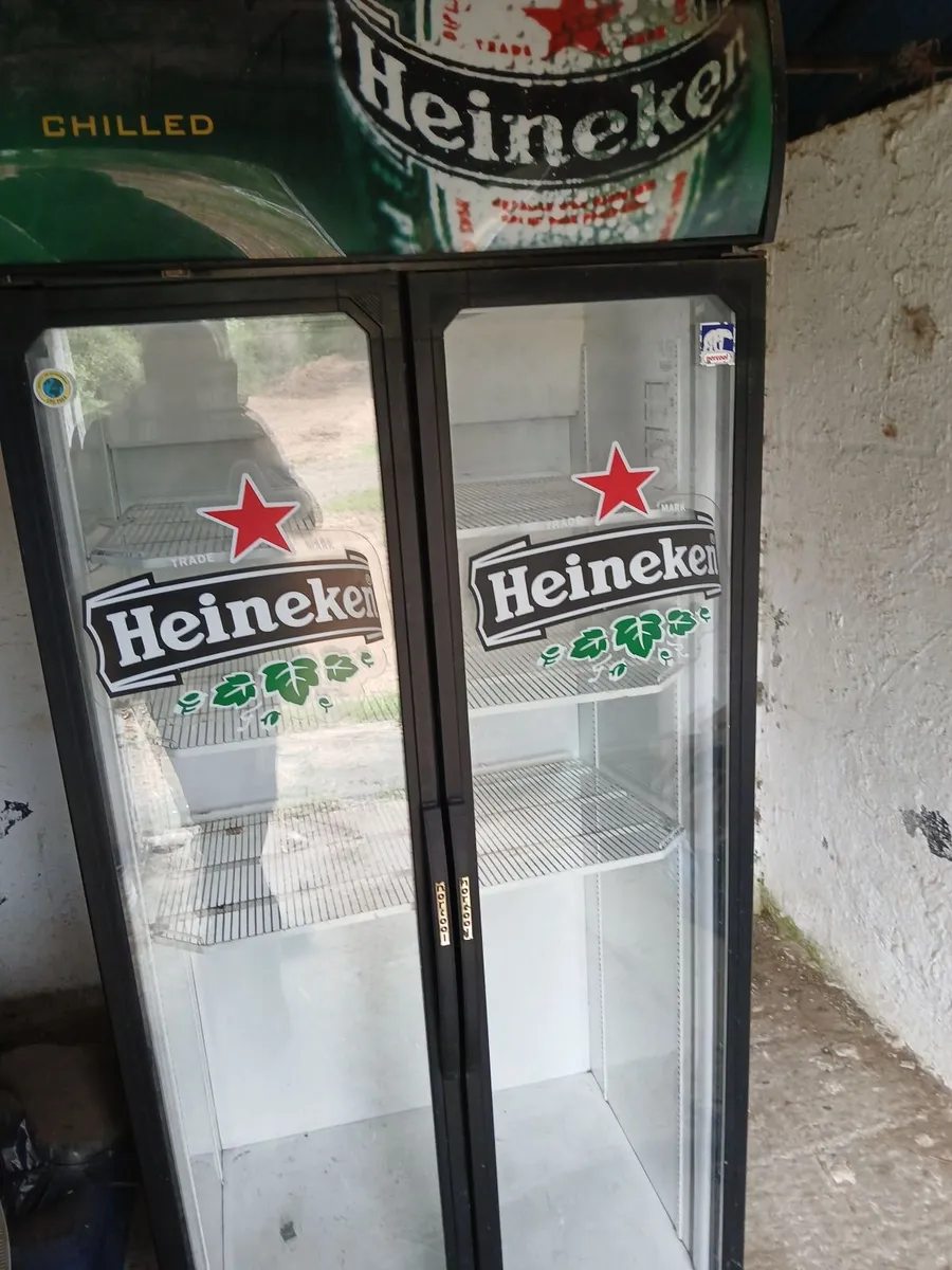 Commercial fridge / beer fridge delivered - Image 4