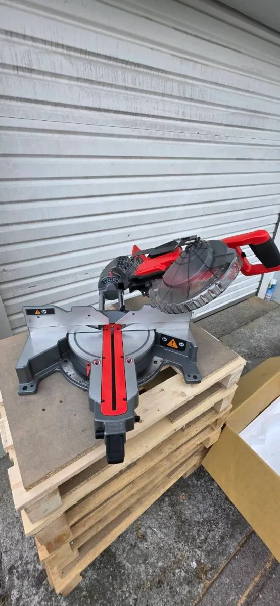 MILWAUKEE M18 FUEL FMS254 SAW plus STAND - Image 2