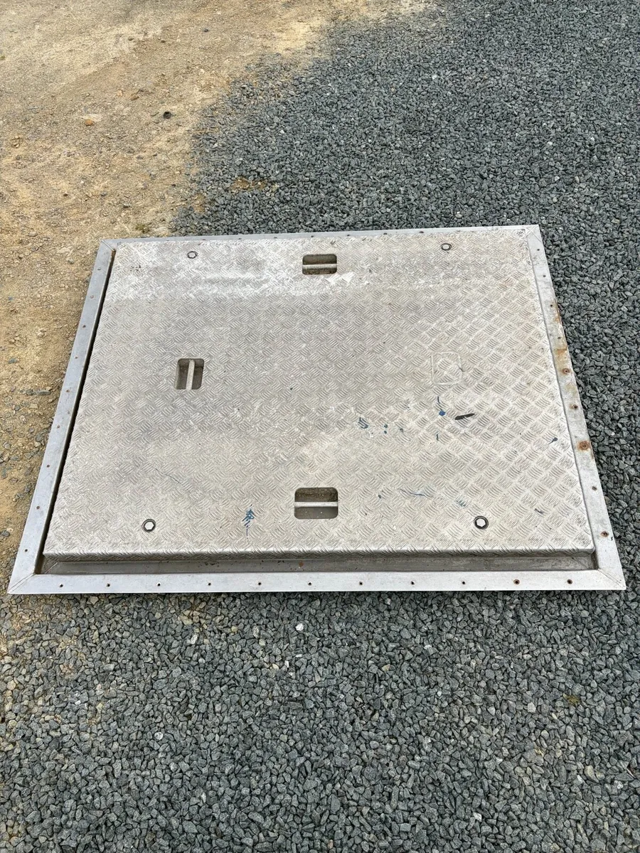 flush hatch/ jabsco deck wash - Image 2