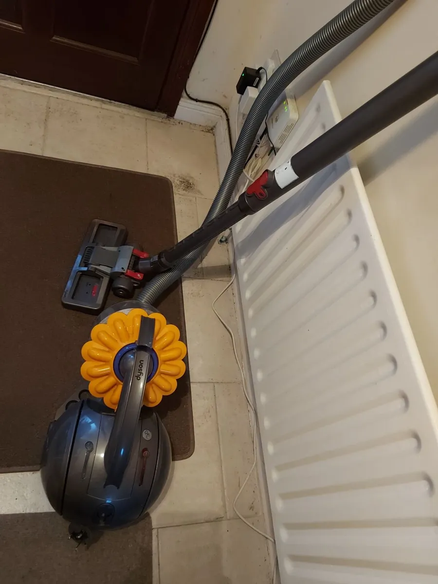 Dyson Ball Vacuum Cleaner, Model PR9-UK-HHA05 - Image 3