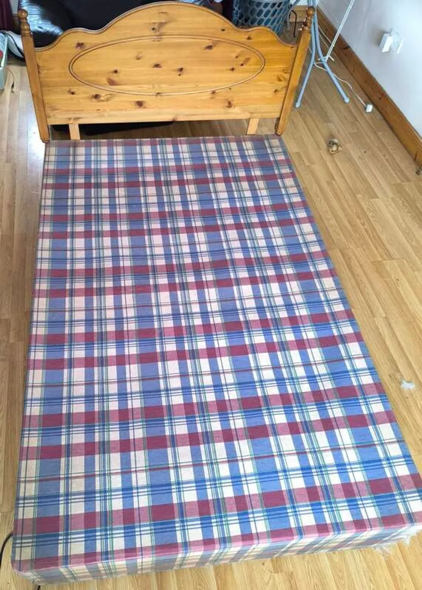 4ft bed base + headboard - Image 1