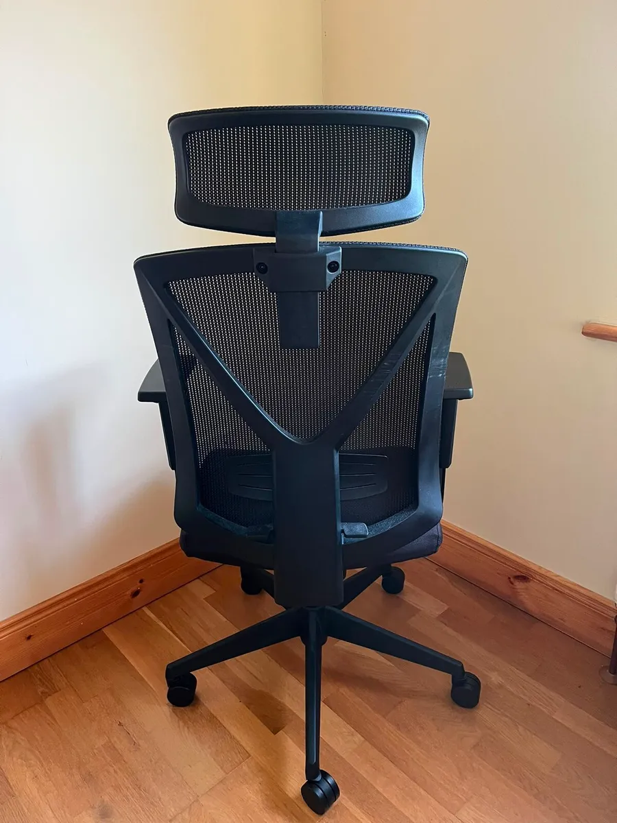 Ergonomic Office Chair - Image 3