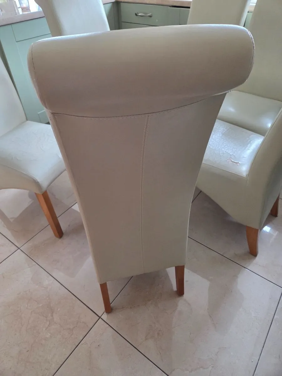 6 Kitchen Chairs - Image 4