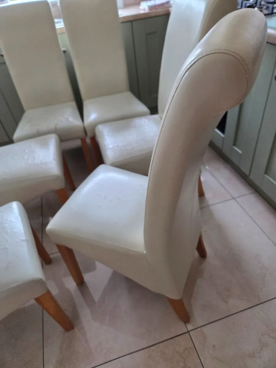 6 Kitchen Chairs - Image 3