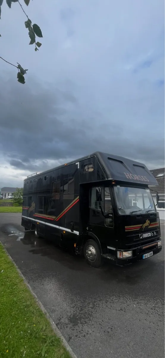 Horse lorry - Image 2