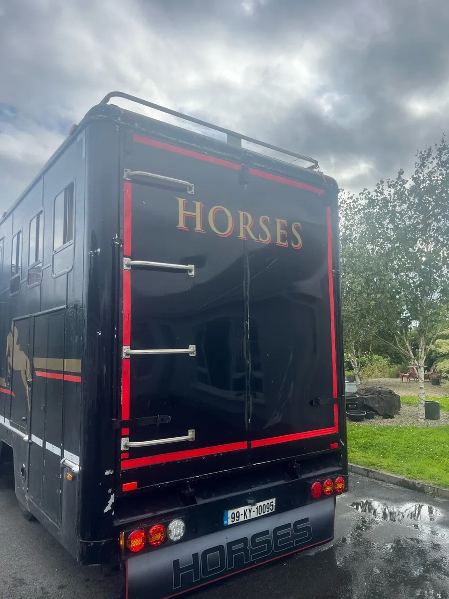 Horse lorry - Image 3