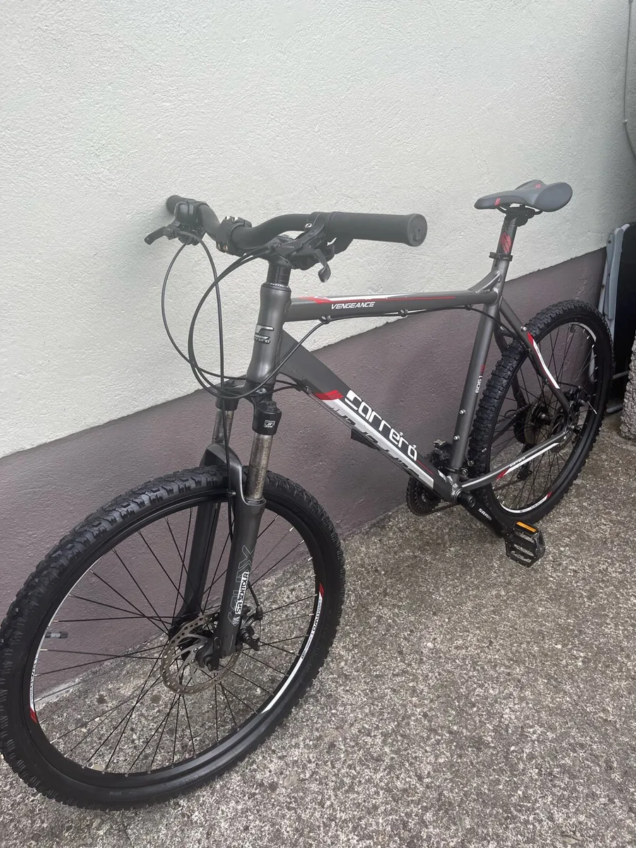 Carrera Vengance mountain bike. - Image 4