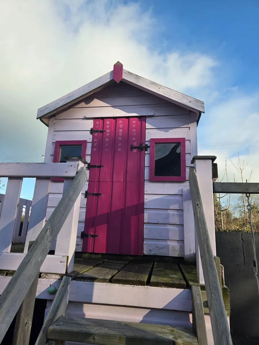 Play house - Image 1