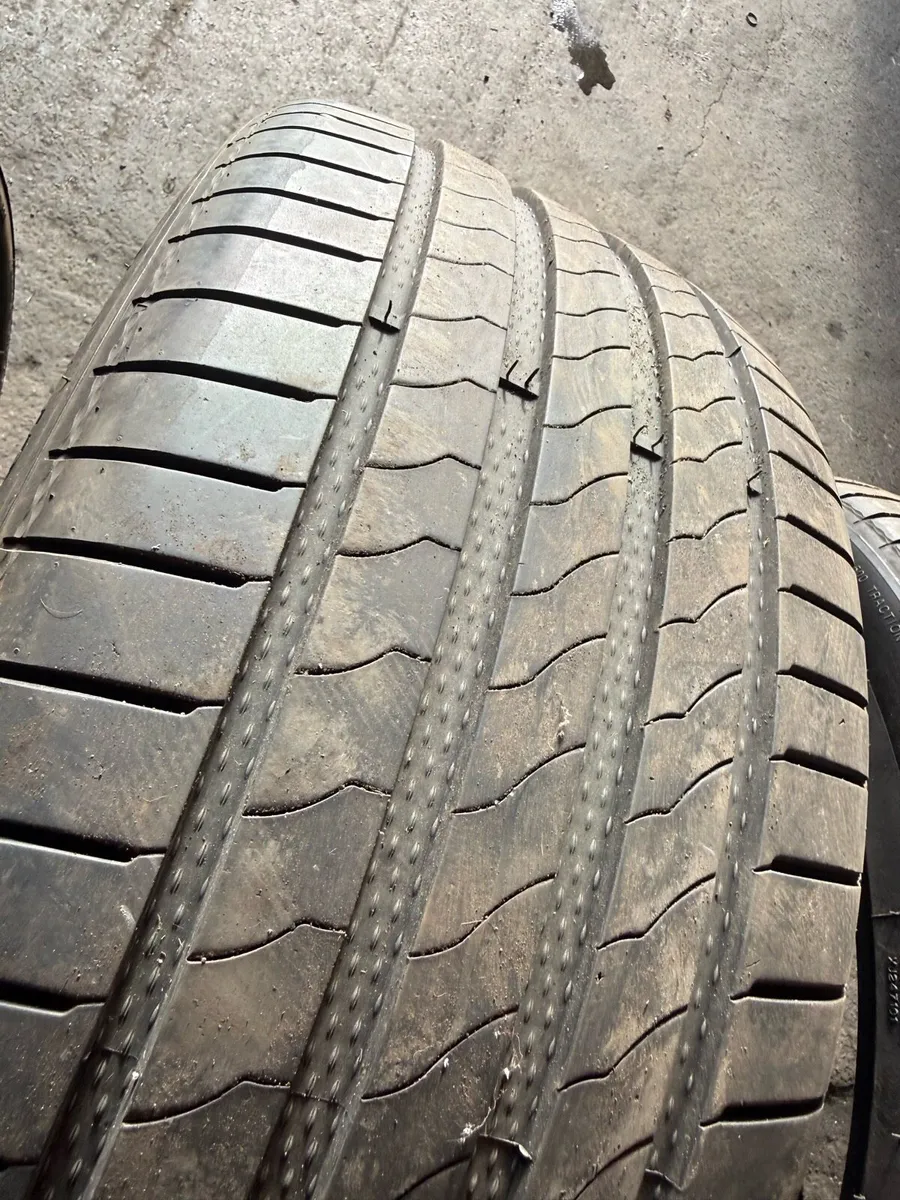Tyres 225/45/18 + 245/40/18 - Image 2