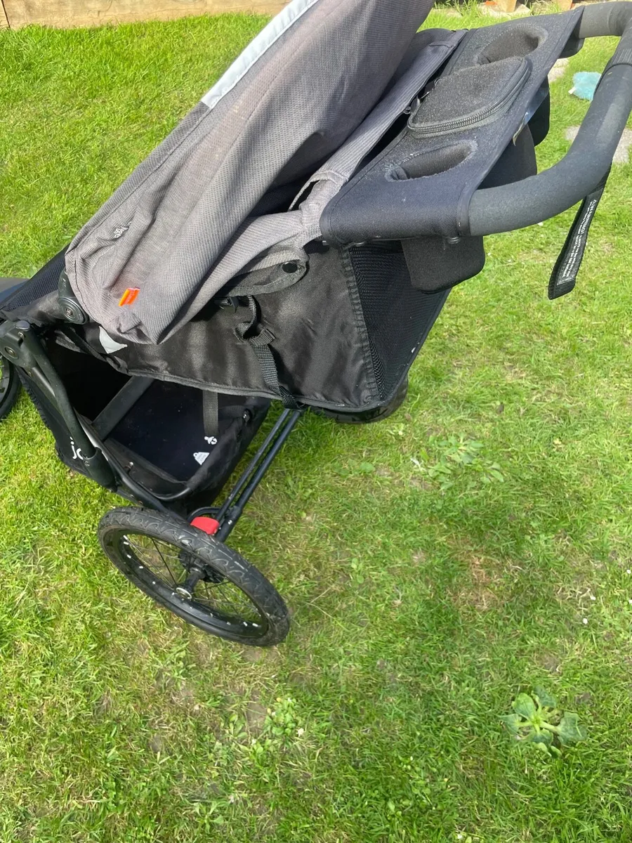 Trekker jogger - Image 1