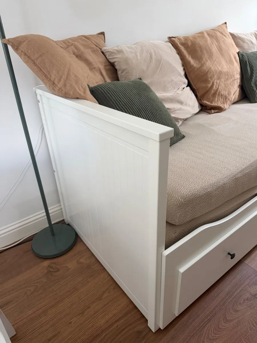 Sofa bed perfect conditions - Image 2