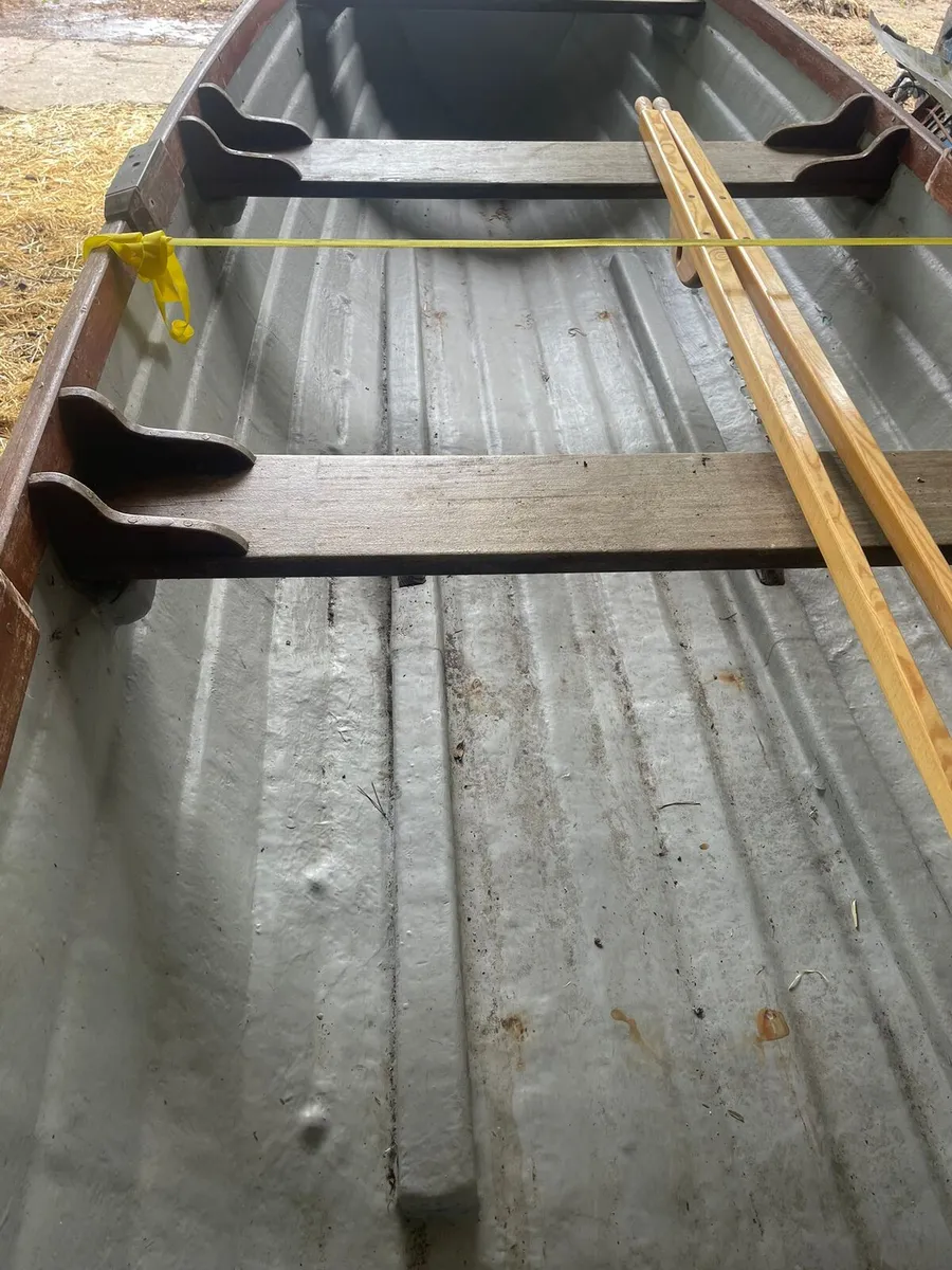 Angling boat - Image 2