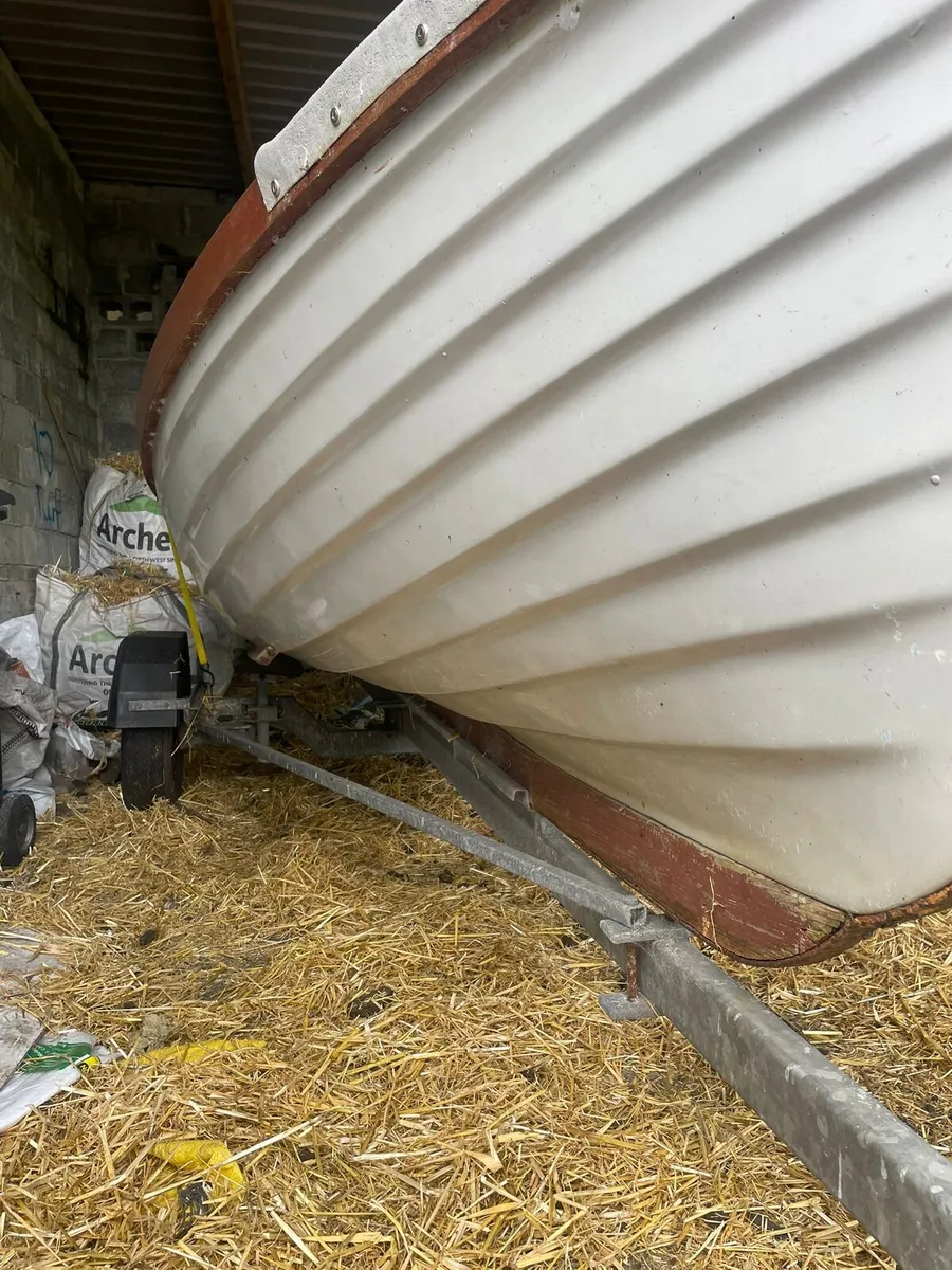 Angling boat - Image 3