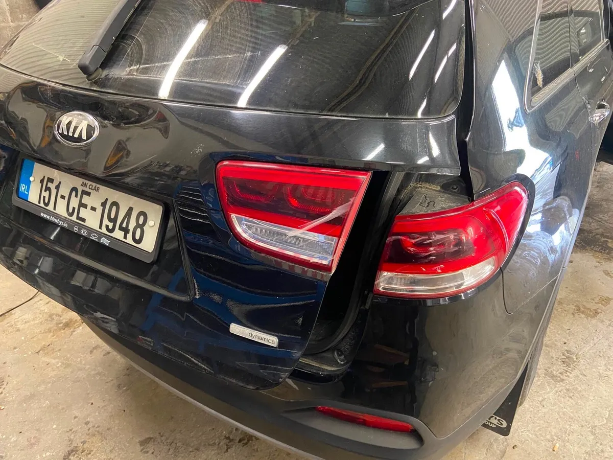 Kia Sorento 2015 breaking - Image 2