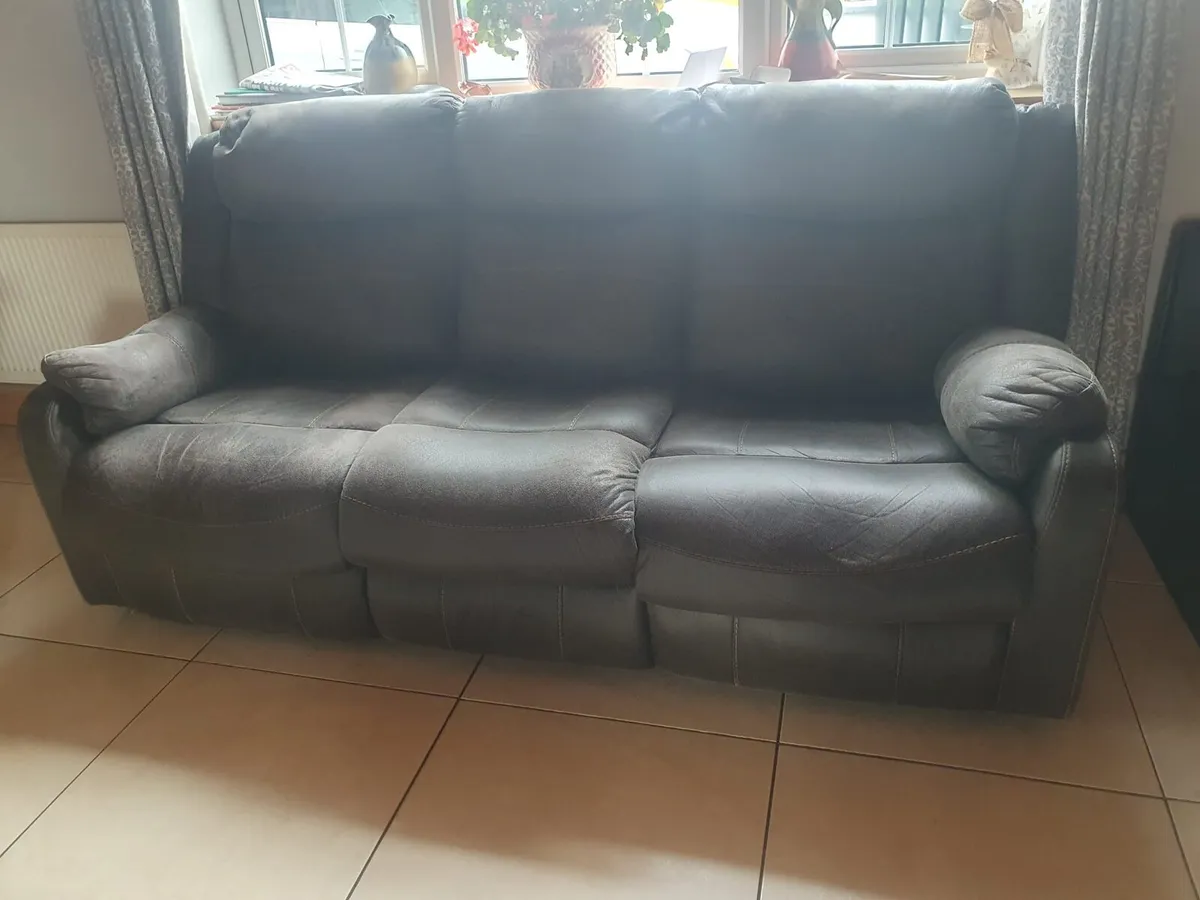 Couch and chair - Image 2