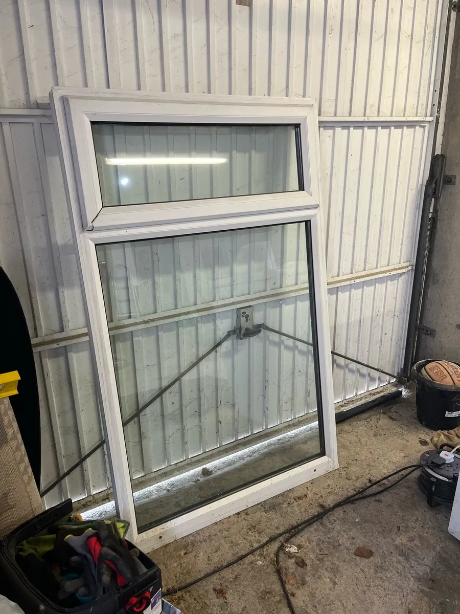 window - Image 1