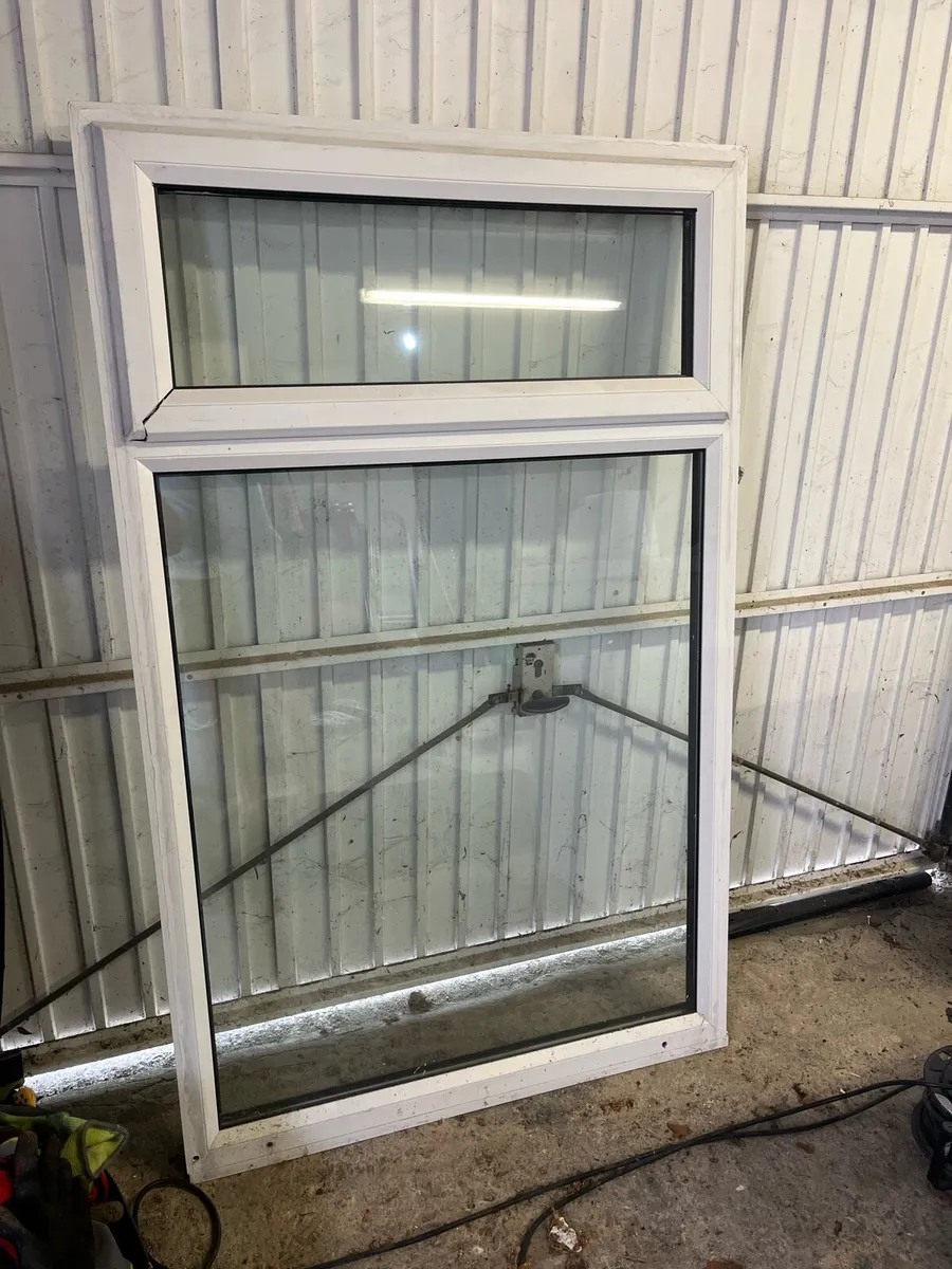 window - Image 4