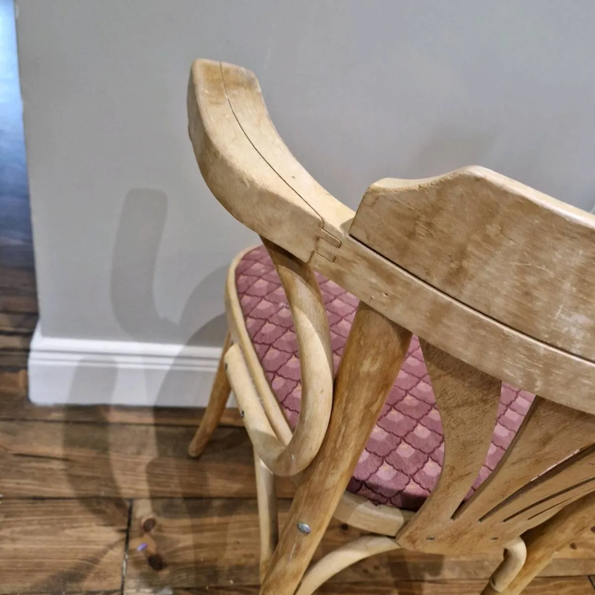 Chairs - Image 3