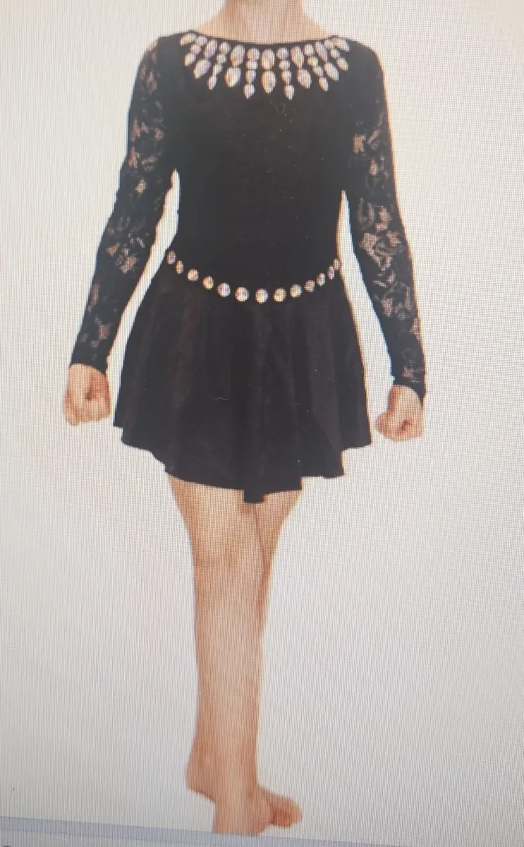 Irish dancing dress (inbetween) - Image 1