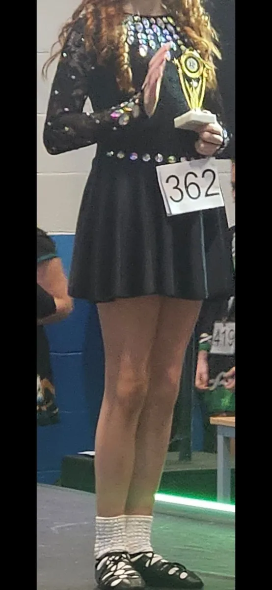 Irish dancing dress (inbetween) - Image 2