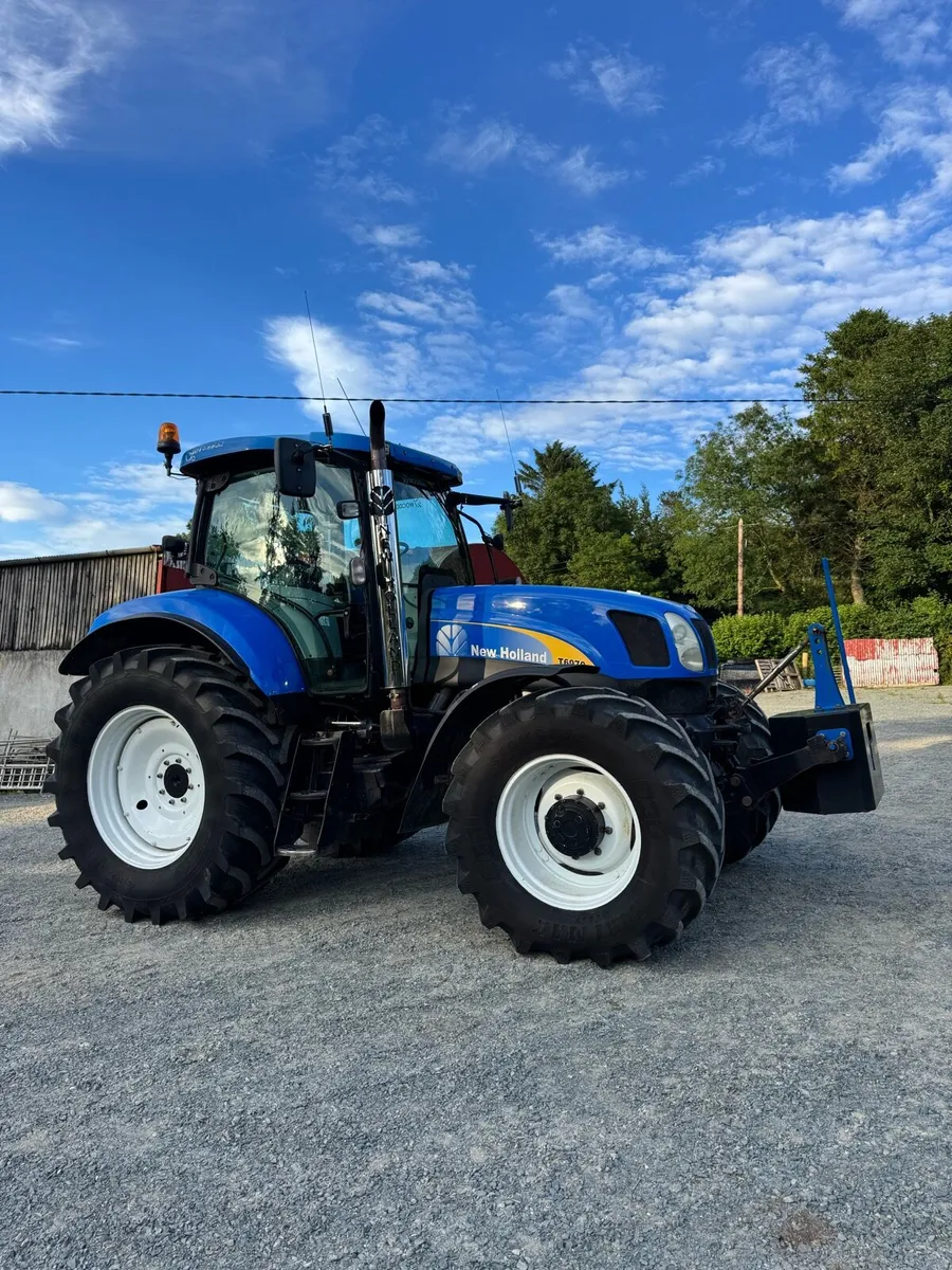 New Holland t6070 - Image 2