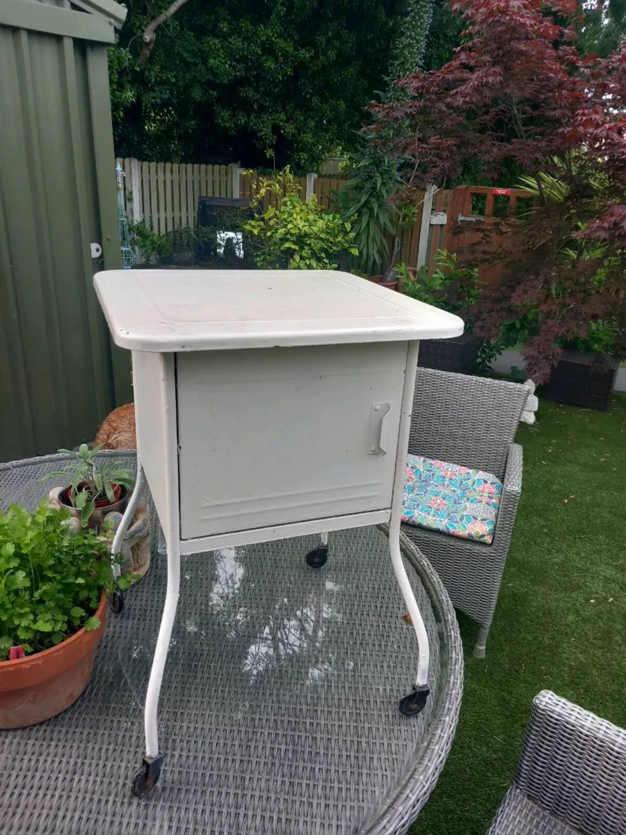 Metal side cabinet, painted white. D18 - Image 3