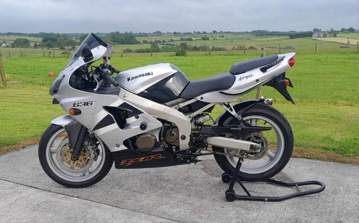 KAWASAKI ZX6R (636) - Image 2