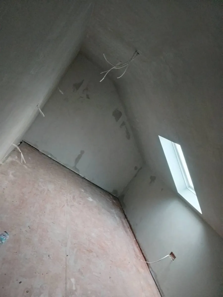 Plasterer - Image 2