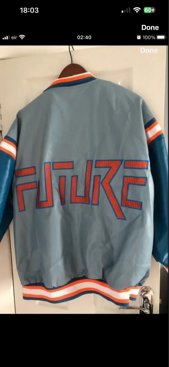 Ladies BNWT jacket size 8 €15 - Image 2