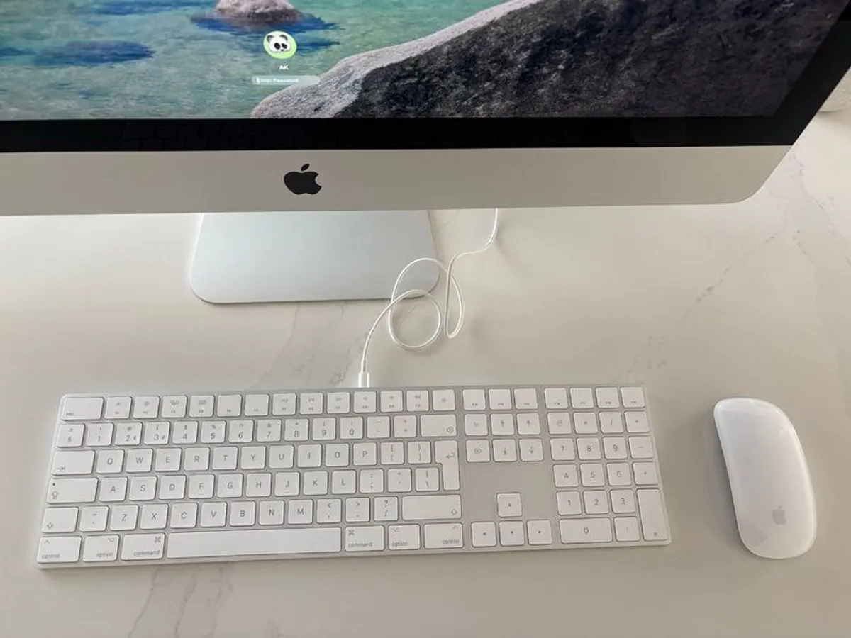 Apple iMac 27 inch Retina 5K. Like New Never Used - Image 3