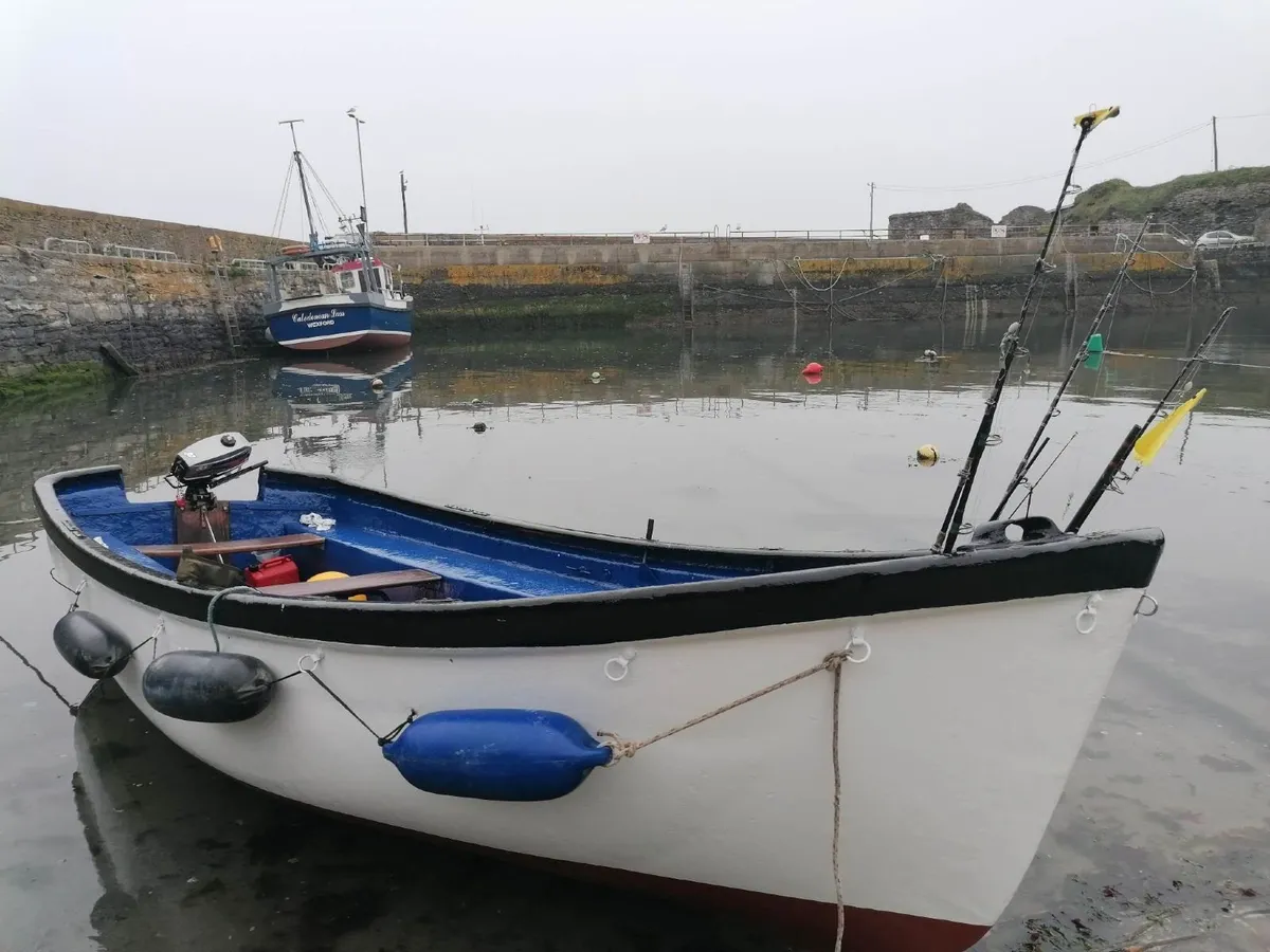 Life boat - Image 3