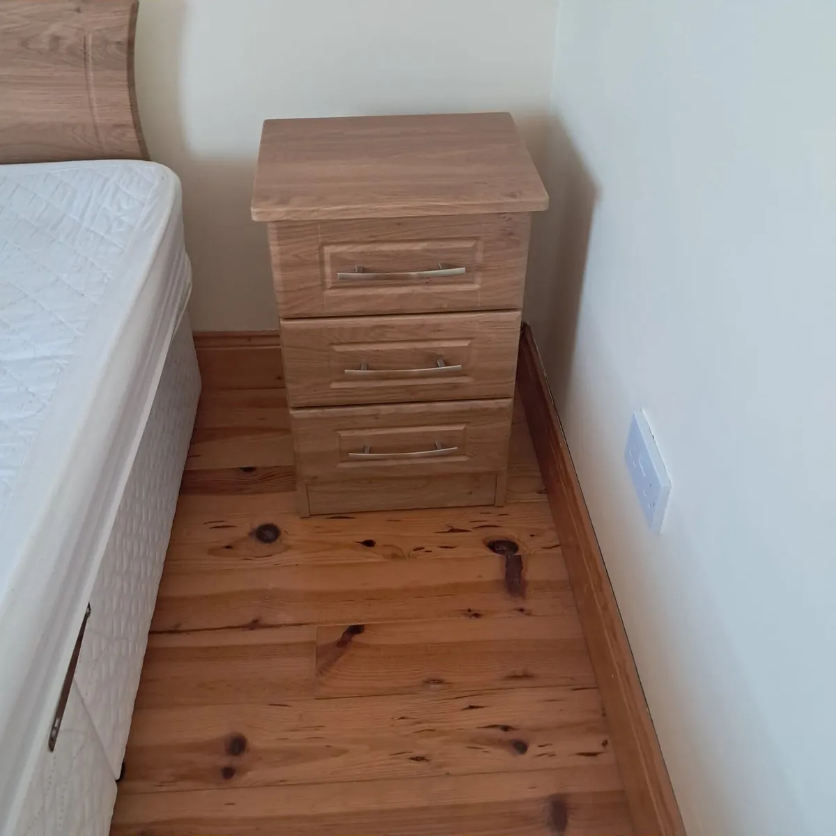 House hold - Image 2