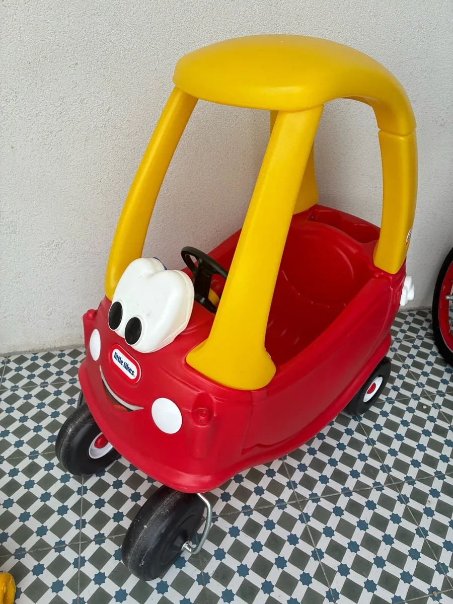 Little tikes red car - Image 1