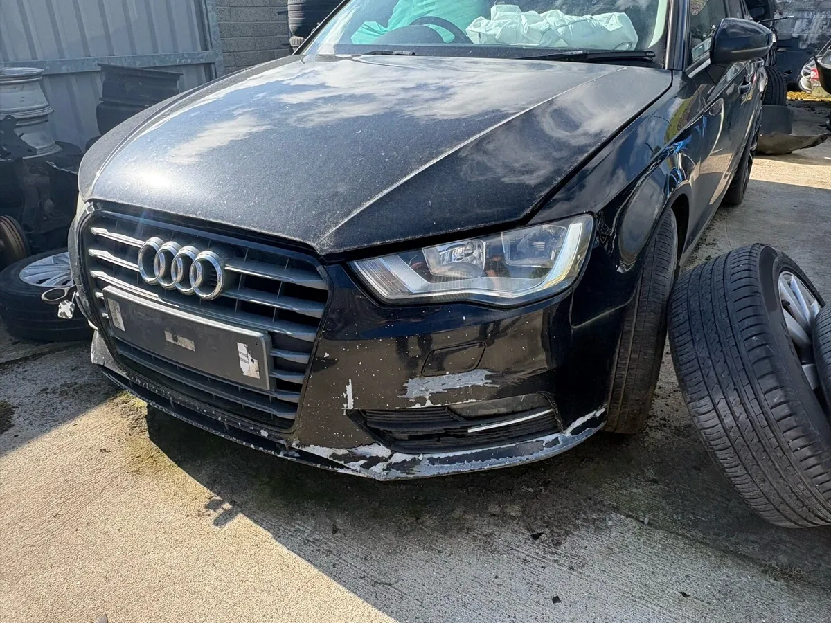 151 Audi A3 1.6 TDI   Breaking for parts - Image 1