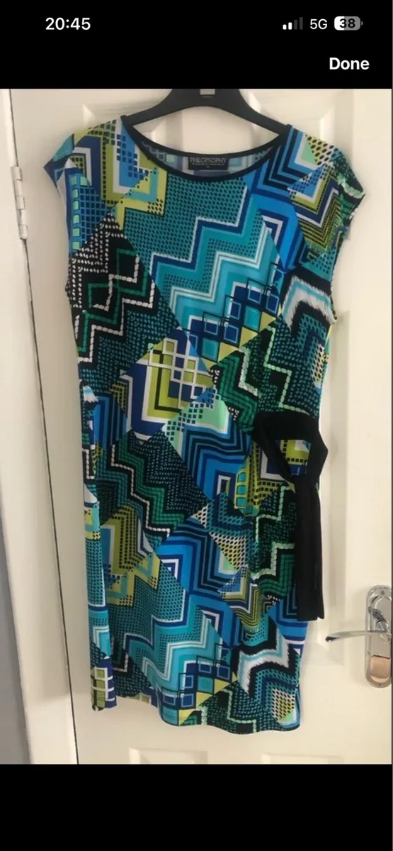 Ladies stunning dress size 10 €10 - Image 1