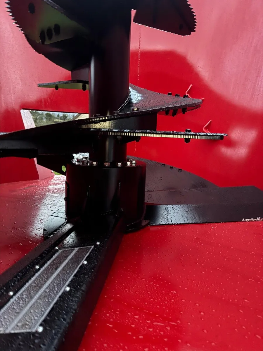 Diet Feeder Augers - Image 1