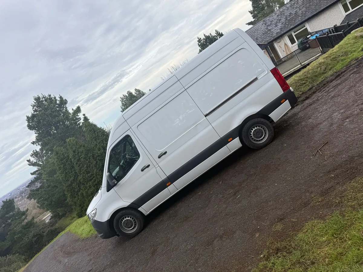 Mercedes sprinter - Image 1