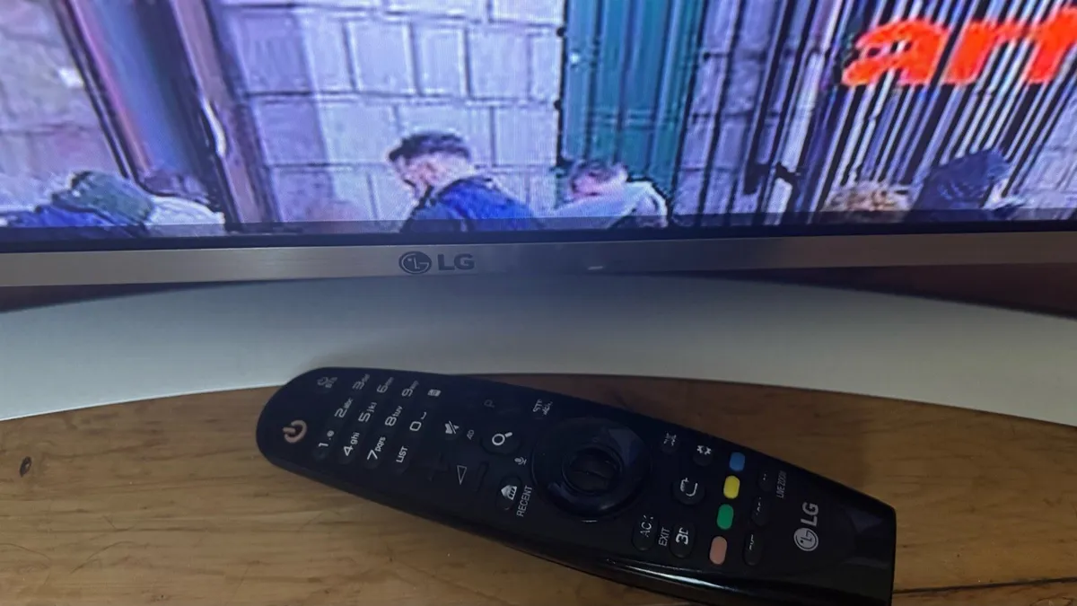 55” LG 4K UHD Smart TV - Image 4