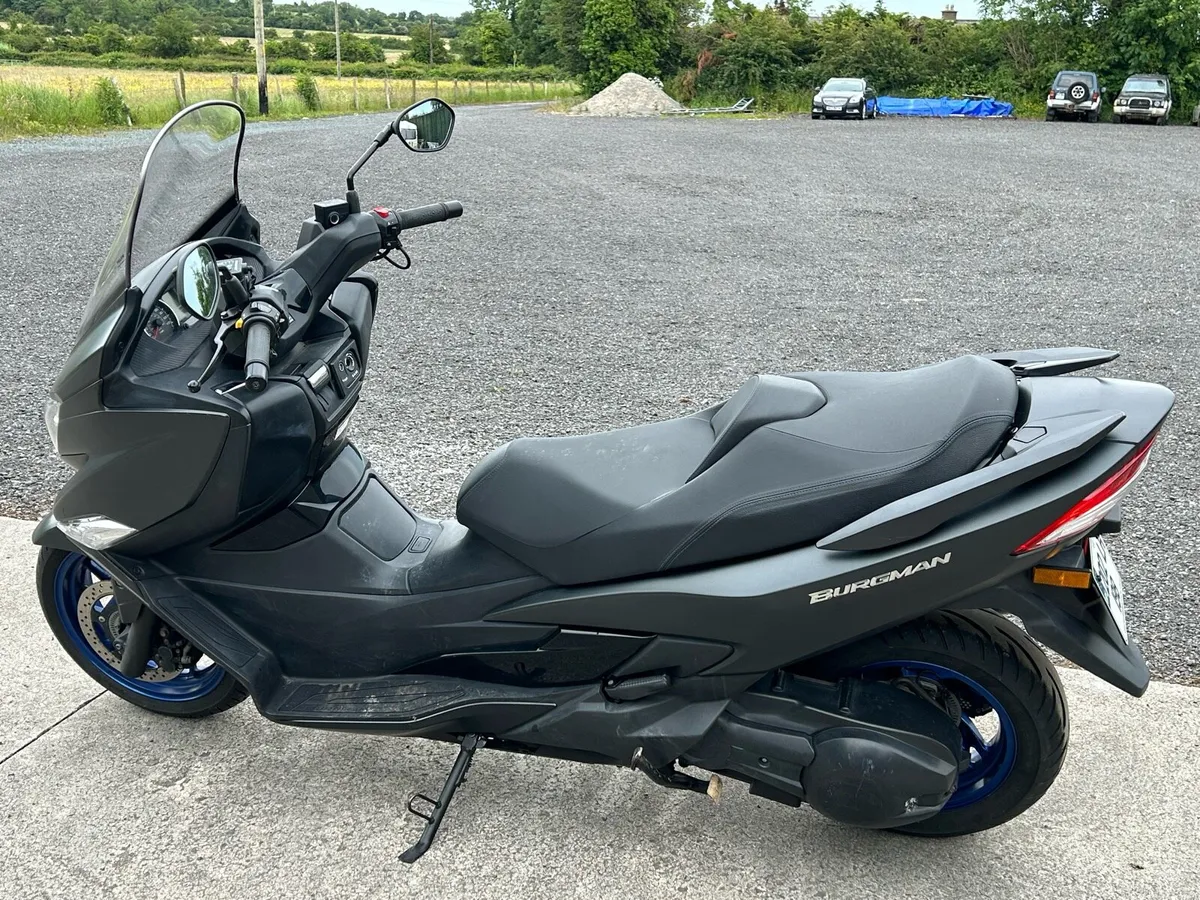 2020 Suzuki Burgman an 400 - Image 3