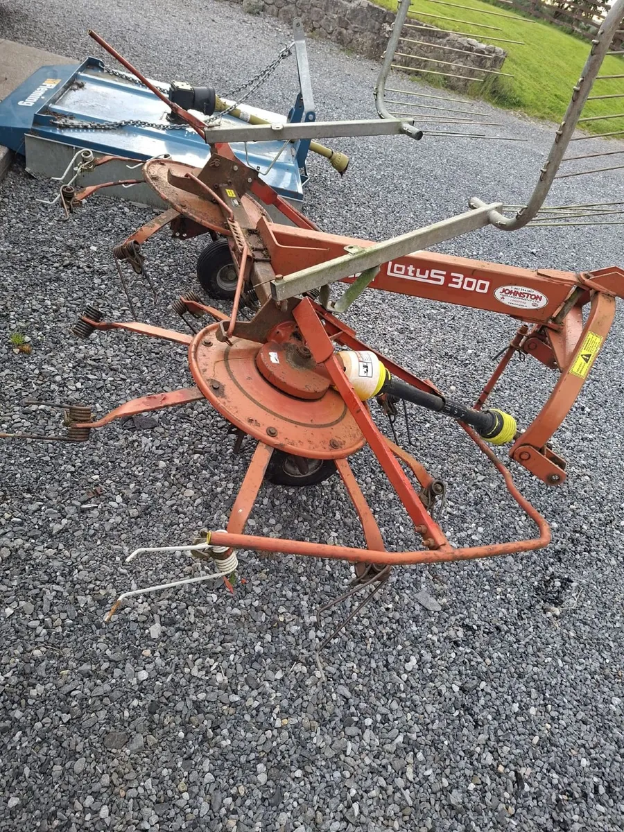 Lely Lotus 300 Hay Tedder