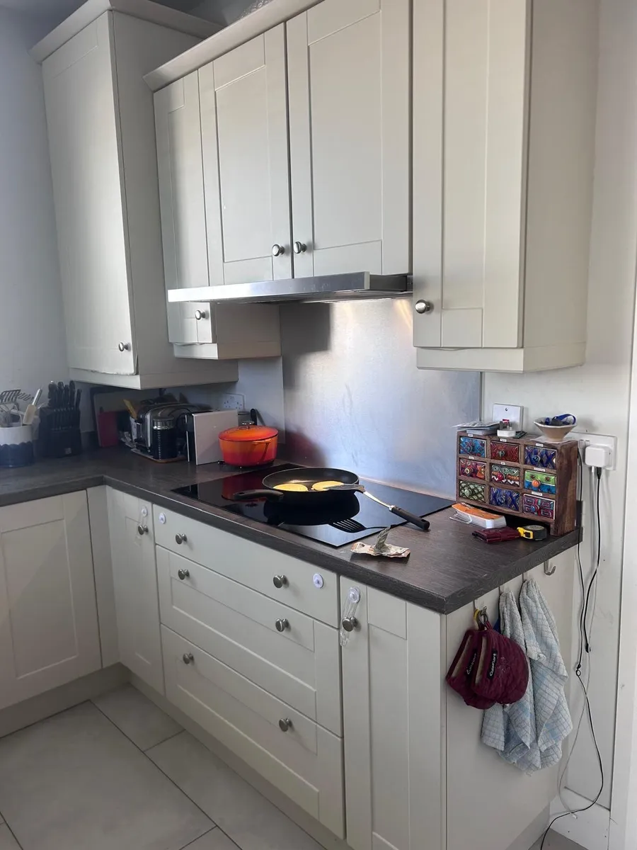 Kitchen - Image 4